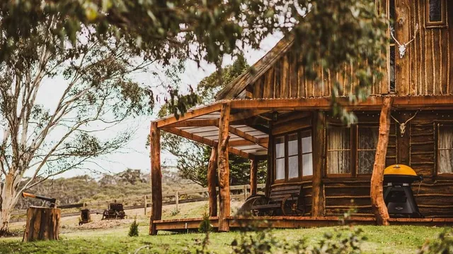 Kallarroo- Snowy Mountains Accommodation