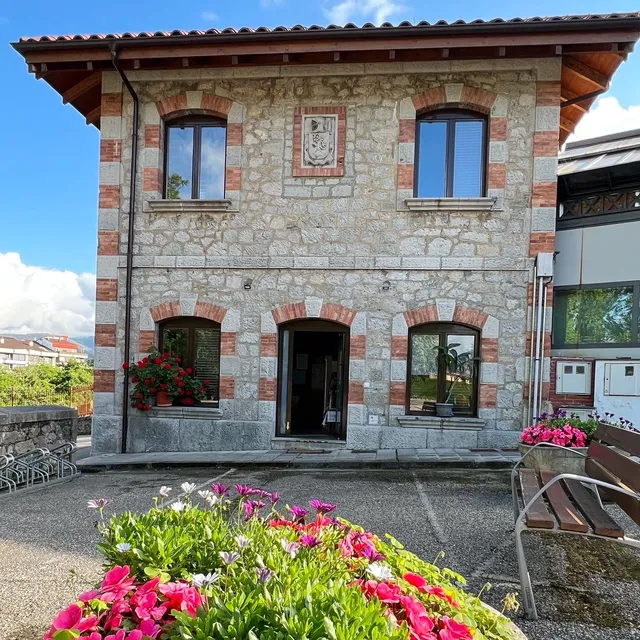 Pilgrims' Hostel Villa de Grado