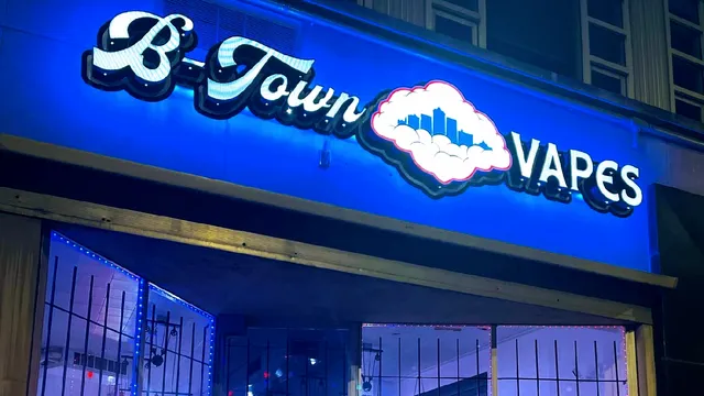 B-Town Vapes & Glass - Downtown
