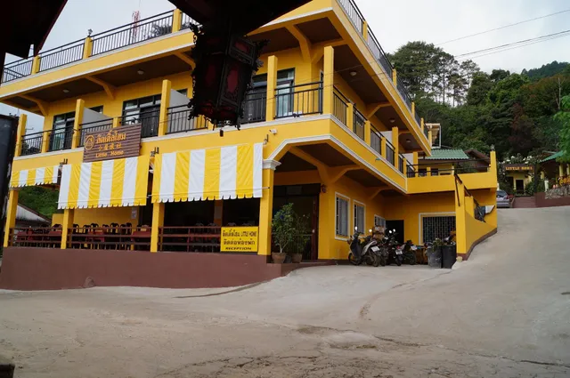 Little Home Guesthouse