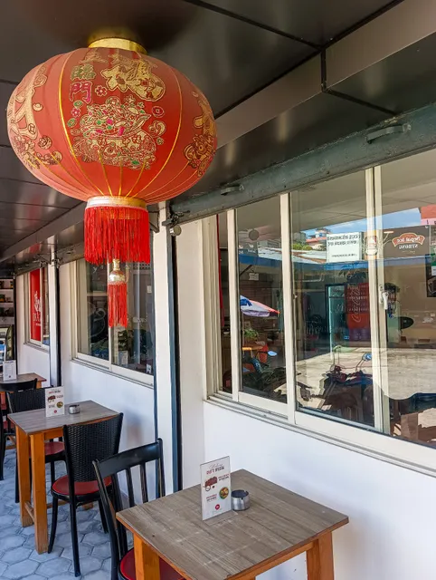 Dragon Express Asian Eatery