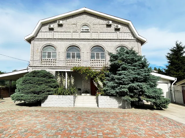 Готель Barvy Dnipra