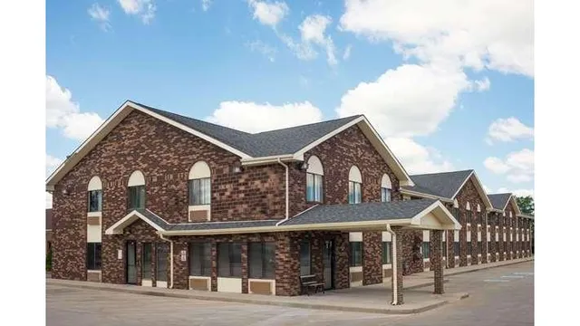 Days Inn by Wyndham Muncie -Ball State University