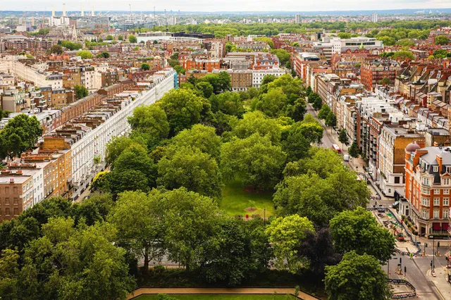 Jumeirah Carlton Tower