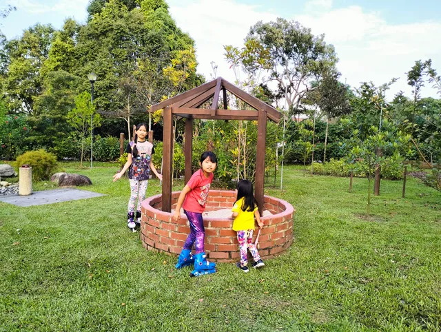 Pasir Ris Park Area 1 - Nature Playgarden
