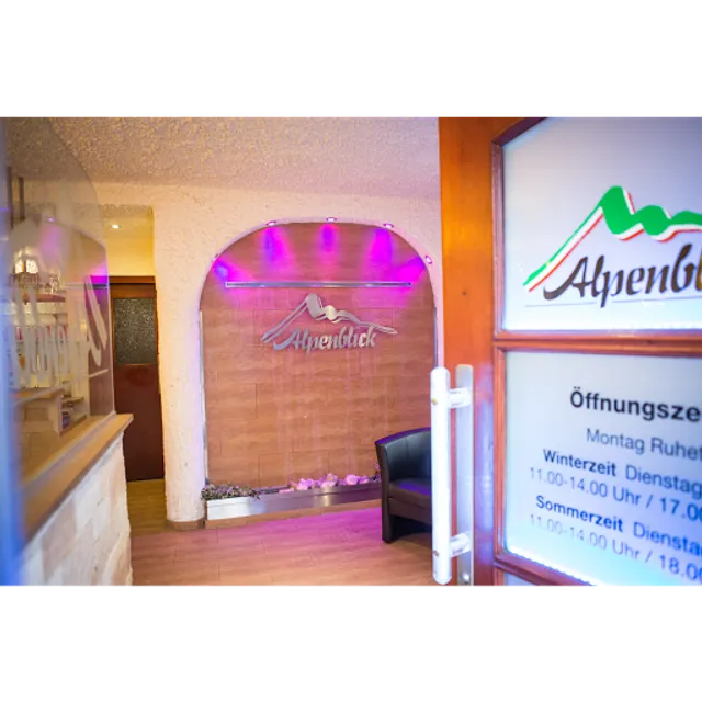 Alpenblick Pizzeria | Heiss serviert auf Lavastein 🍕🌋