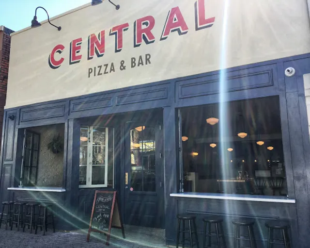 CENTRAL Pizza + Bar Lafayette