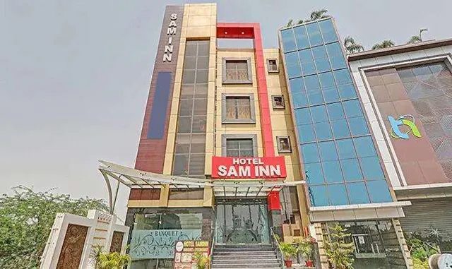 FabHotel Sam Continental - Hotel in Gomti Nagar, Lucknow