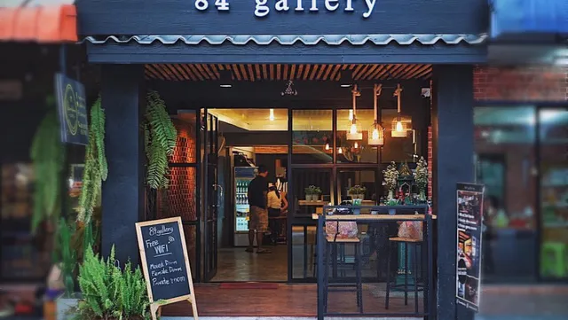 84 gallery hostel
