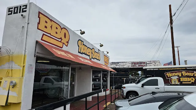 Honey Bear's BBQ
