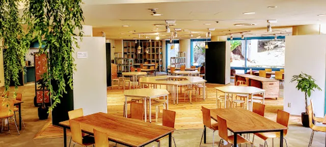 開かれたアトリエ(ATLR CAFE)