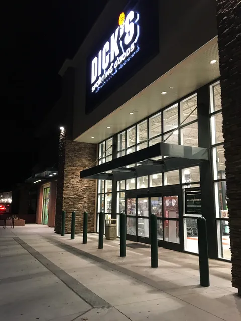 DICK'S Sporting Goods