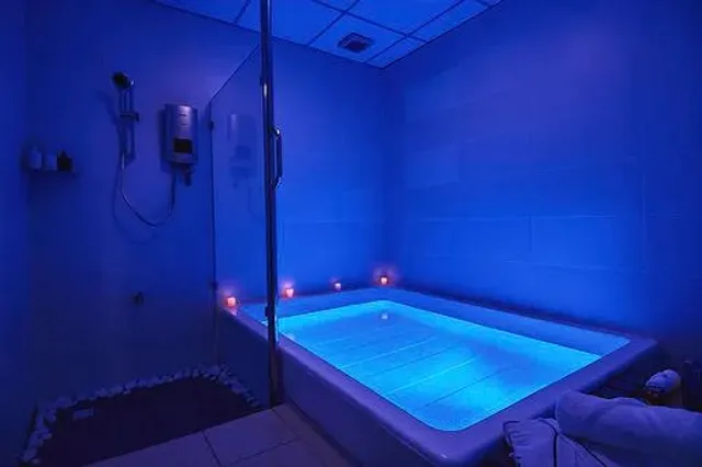 MERMAID FLOAT WELLNESS