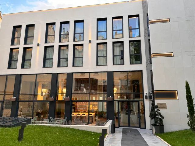 Hotel YAC Paris Clichy, A Member of Radisson Individuals