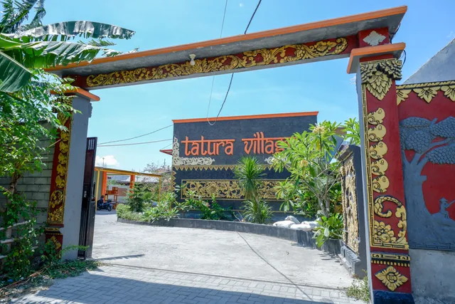 RedDoorz near Taman Makam Pahlawan Tatura Palu