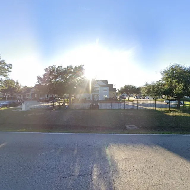 11201 Veterans Memorial Dr