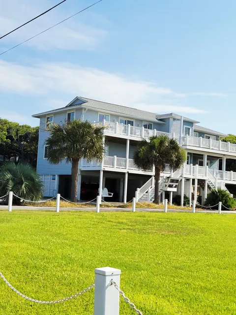 Shorewood Real Estate