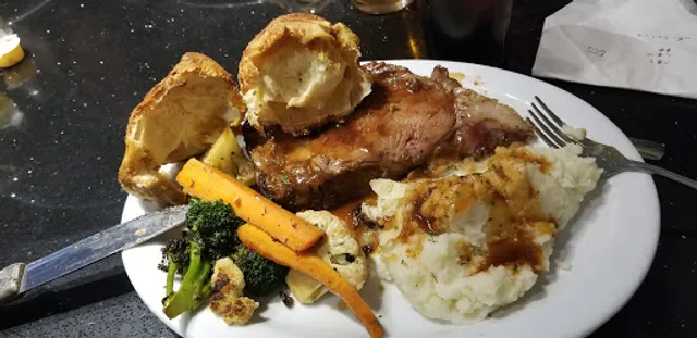 In This Corner Bar and Grill