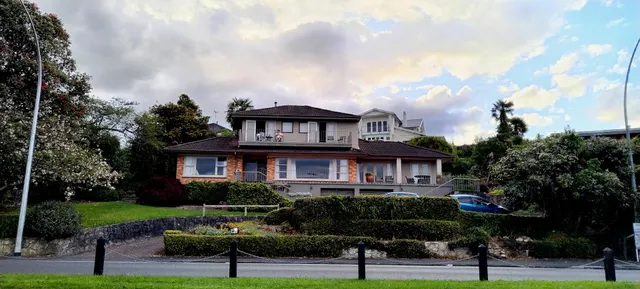 Lake Domain Homestay