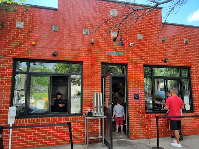 Tallulah's Taqueria - Ives Store