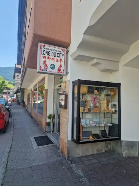 China Restaurant Long Du City - Yan & Huang KG