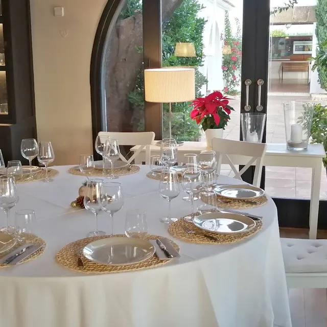 Restaurante "A Bordo" Club Nautico Javea. Cena nochevieja. Restaurante arrocería.