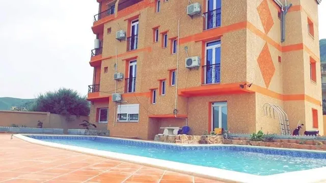 RESIDENCE FAMILIALE BADIS