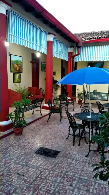 Hostal La Casona ojo ojo