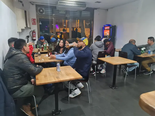 Latinúm Food & Drink ...