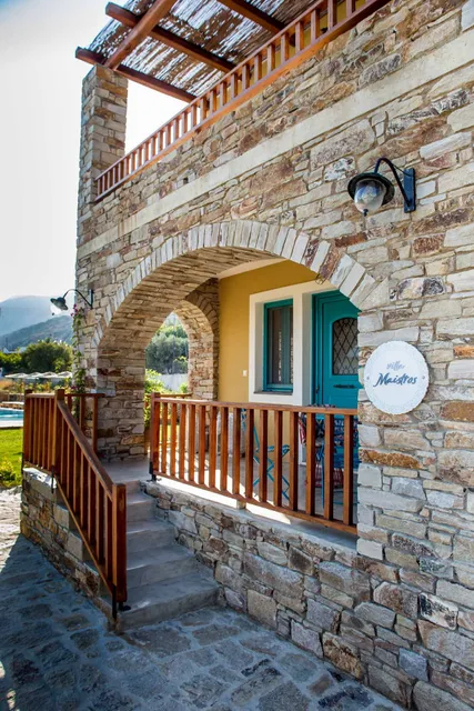 Anemoessa Luxury Villas