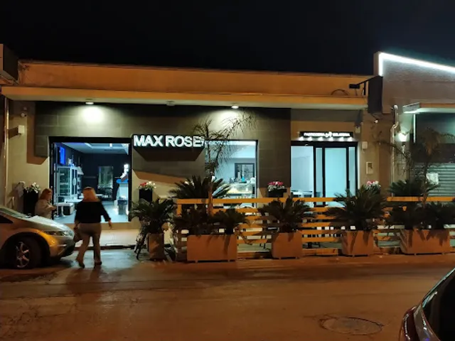 La Nuova Max Rose'-Greta Tabacchi