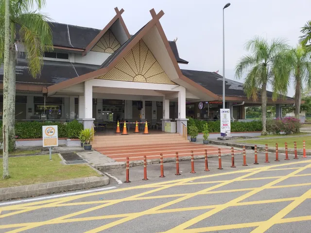 R & R Seri Kembangan South Bound