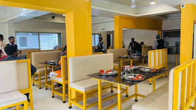 SIYA DINING HALL NASHIK ROAD