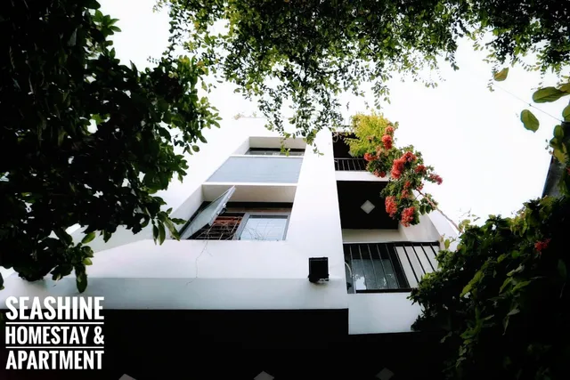 Seashine Apartment & Homestay
