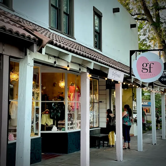 Girlfriends Boutique