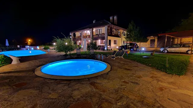 Къща за гости “Вила Максимус”