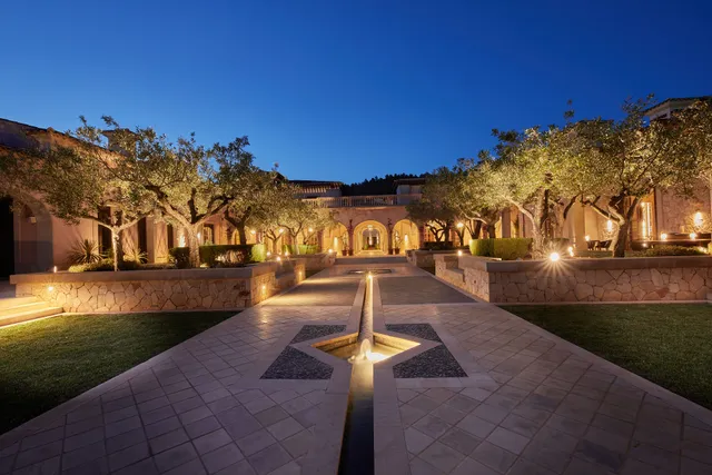 Cap Vermell Grand Hotel