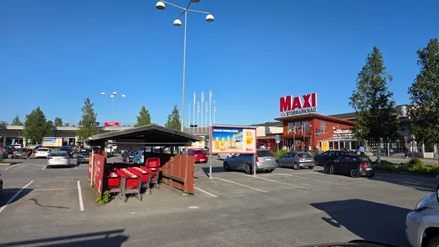 ICA Maxi Supermarket Umeå