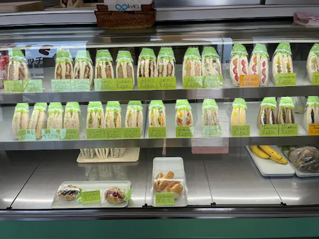 手作りサンドイッチ モンスター碧南