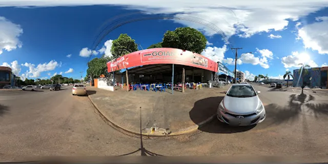 GOIANO ESPETINHO E CARNE ASSADA