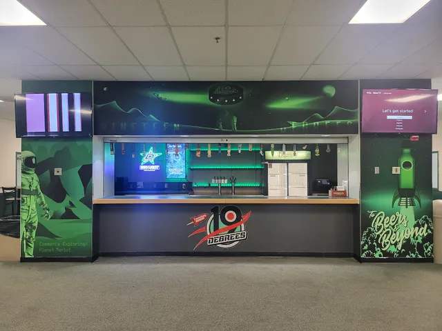 19 Degrees Sports Bar & Grill