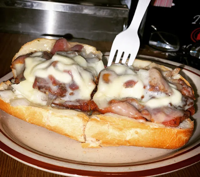 Murray's Bar & Grille