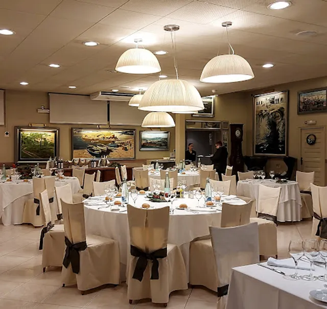 Can Pelegrí (al Hotel Pirineus)