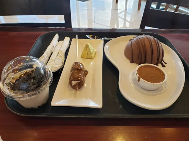 Sleek Creperie & Cafe