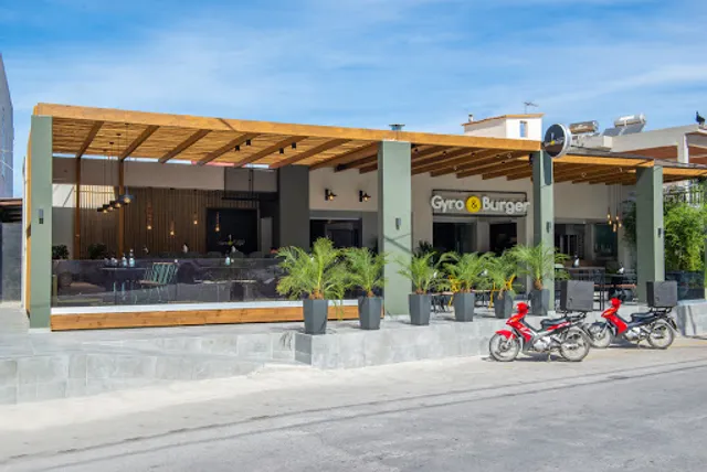 Gyro & Burger