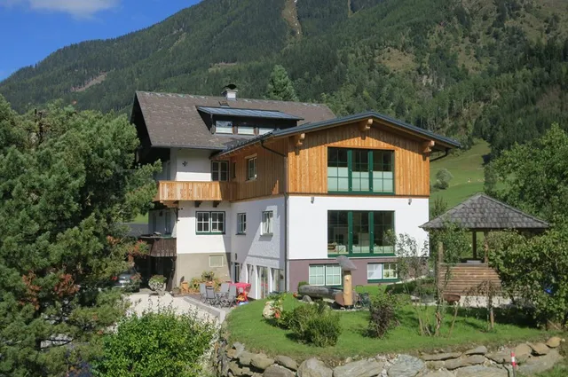 Romantikferienwohnungen Petz