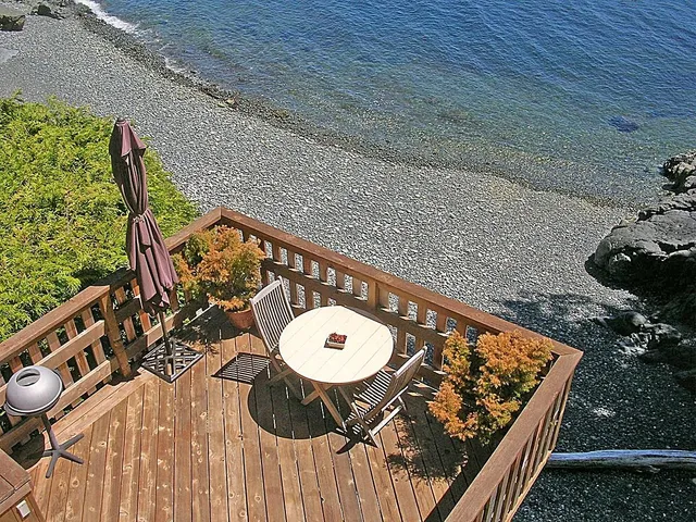 Eagle Cove Beachfront Guest Suites