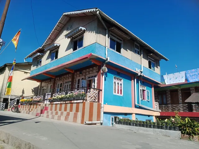 Latpanchar Homestay
