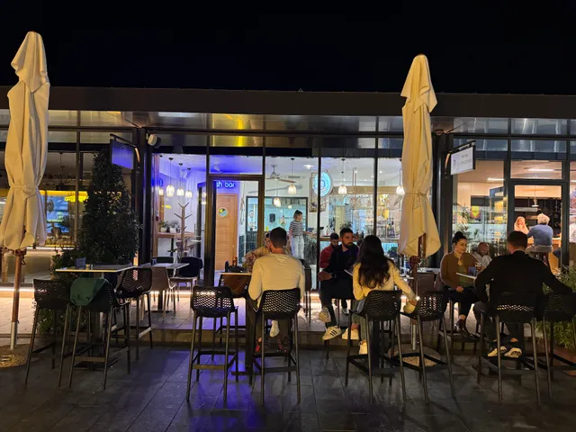 Il Pescatore, Porto Montenegro