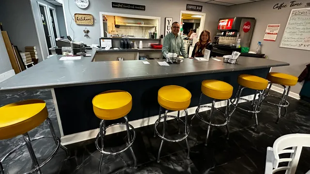 Main Street Cafe & Restaurant